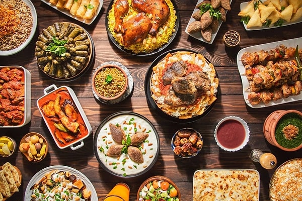 FRANSA'DA YEMEK SEKTÖRÜ VE İŞ BULMA SÜRECİ